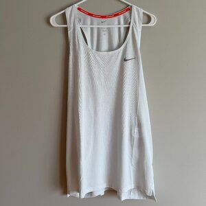 Nike FN4229-121 Mens 2XL Fast Dri-FIT Running Singlet Tank Top Summit White